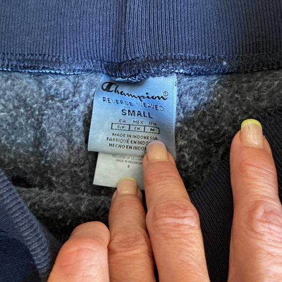 CHAMPION Navy Sweatpants - Picture 4 of 9